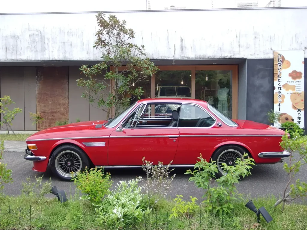 BMW 3.0CS　伸びやかなスタイリングのクーペ