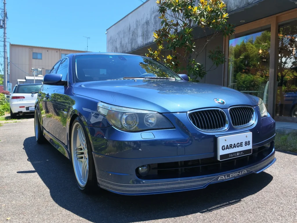 アルピナ B5 スーパーチャージ　美しいアルピナブルー