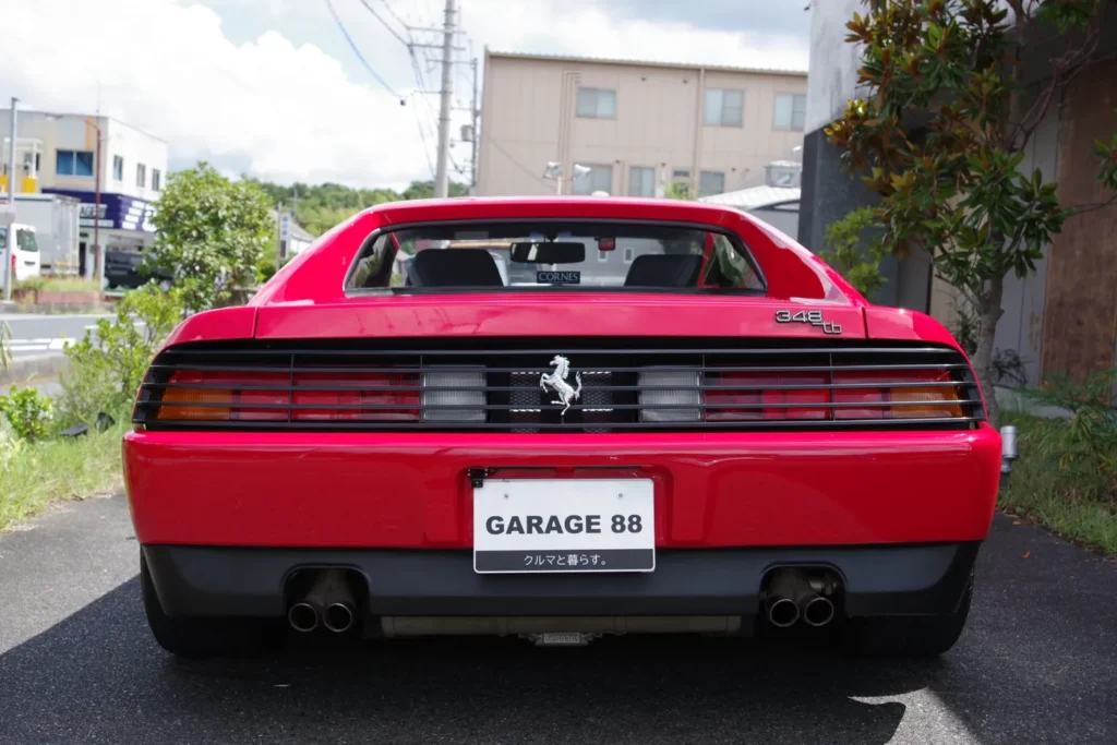 フェラーリ 348tb　348と言えばこのスリット